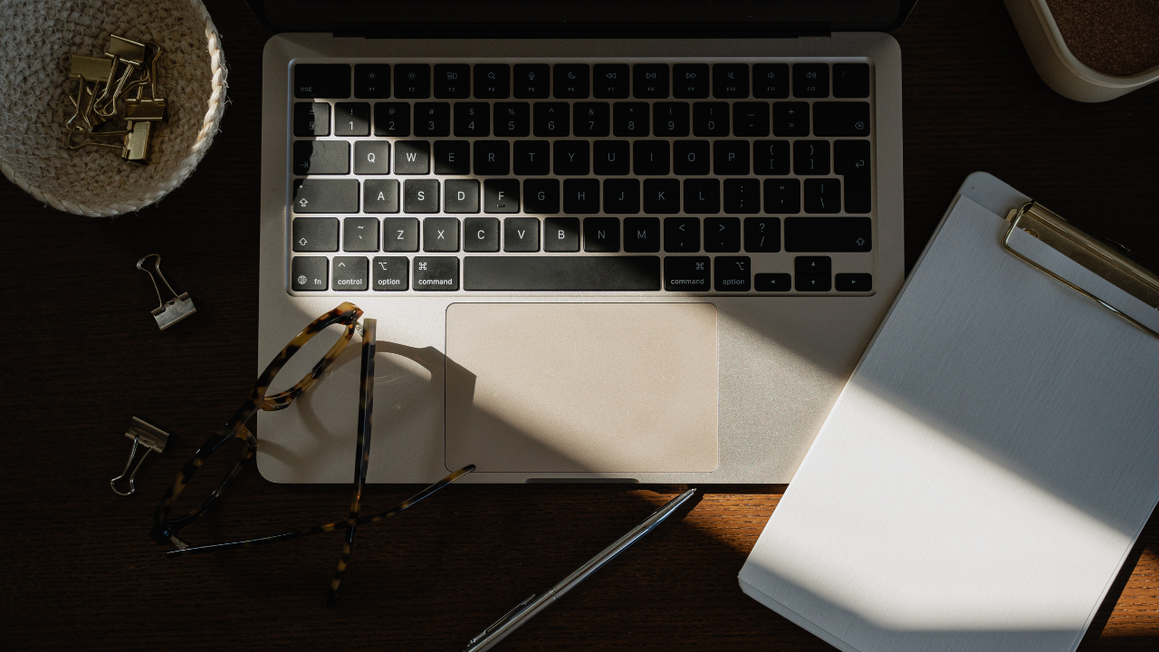 PR Reputation Management vs. Review Management: Why Press Coverage Wins